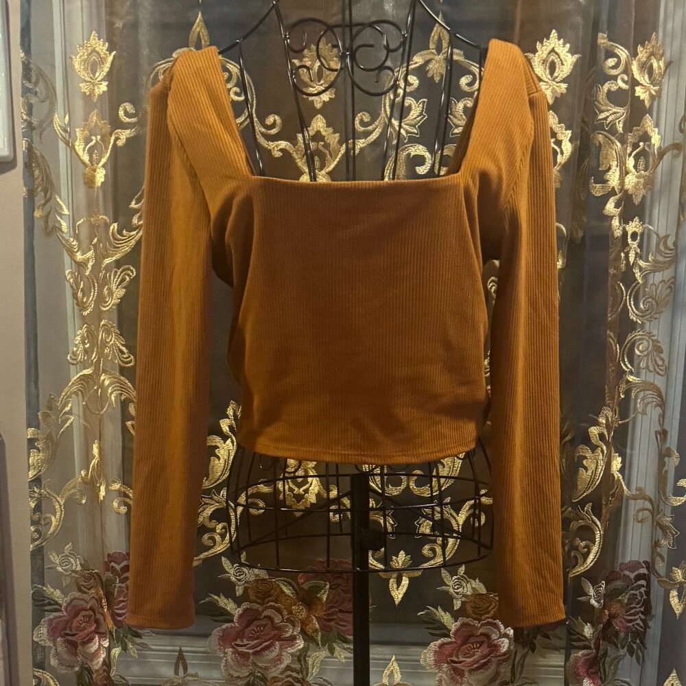 Free People long sleeve crop ~ L ~ NWT